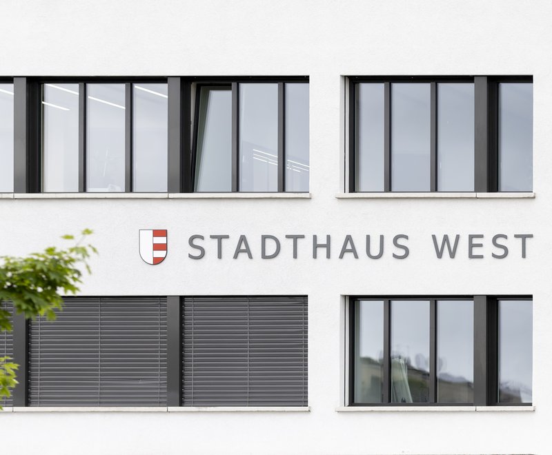 Stadthaus West Fassade.jpg